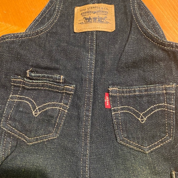 Levi’s Infant Overalls - Picture 6 of 7